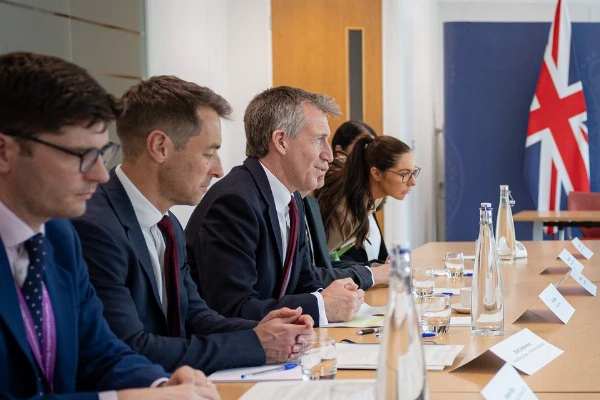 Minister urges businesses to take cyber security seriously